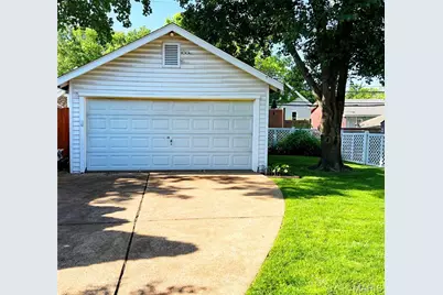7320 Goff Avenue, Richmond Heights, MO 63117 - Photo 14