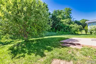 11668 Holly Springs Dr, Saint Louis, MO 63146 - Photo 24