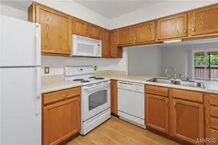 1984 Green Glen Dr, Kirkwood, MO 63122 - Photo 6