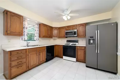 422 Barron Lane, Webster Groves, MO 63119 - Photo 8