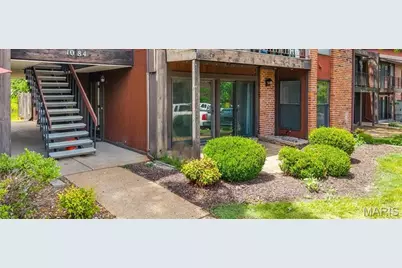 1084 Mersey Bend Drive #D, Saint Louis, MO 63129 - Photo 2