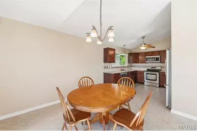 1145 Claycrest Circle, Saint Charles, MO 63304 - Photo 20