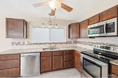 1145 Claycrest Circle, Saint Charles, MO 63304 - Photo 28