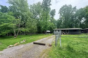 80 N Miramiguoa Dr, Sullivan, MO 63080 - Photo 2