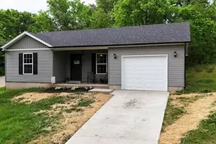 400 E Plattin St, De Soto, MO 63020 - Photo 6