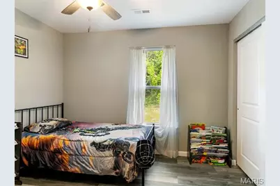 400 East Plattin Street, De Soto, MO 63020 - Photo 16