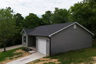 400 E Plattin St, De Soto, MO 63020 - Photo 8