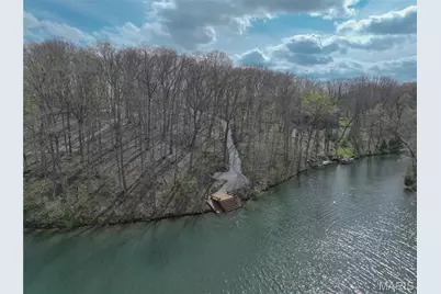 2456 Alpine Peak Dr., Innsbrook, MO 63390 - Photo 4