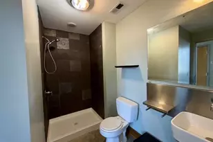 2201 Locust St, Saint Louis, MO 63103 - Photo 28
