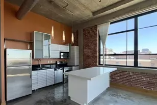 2201 Locust St, Saint Louis, MO 63103 - Photo 32