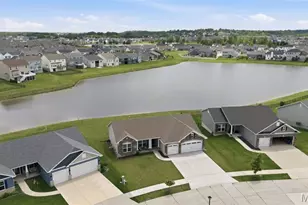 322 Wayfair Landing, Saint Charles, MO 63301 - Photo 4