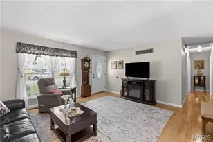 805 Wilson, Washington, MO 63090 - Photo 4