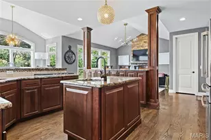 11727 Fawnridge Dr, Des Peres, MO 63131 - Photo 32