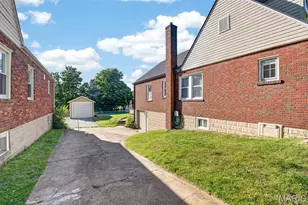 2233 Brown Rd, Overland, MO 63114 - Photo 40