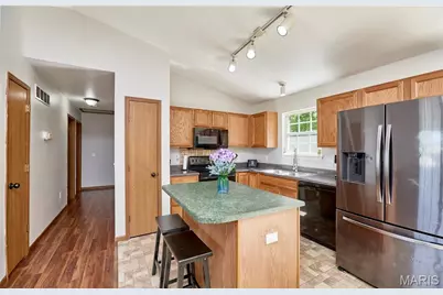 324 Parkway Drive, Troy, MO 63379 - Photo 4