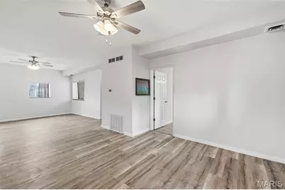 4342 S Compton Avenue, Saint Louis, MO 63111 - Photo 8