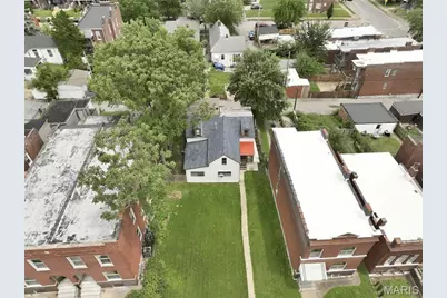 4342 S Compton Avenue, Saint Louis, MO 63111 - Photo 2