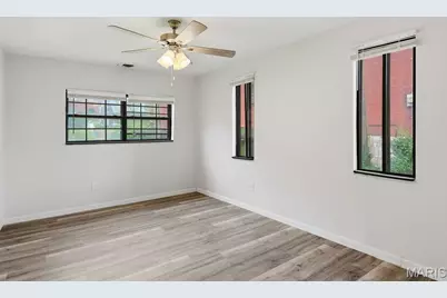 4342 S Compton Avenue, Saint Louis, MO 63111 - Photo 6