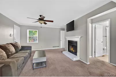 1041 N Clay Avenue #E3, Kirkwood, MO 63122 - Photo 4