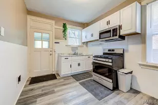 4273 Oleatha Ave, Saint Louis, MO 63116 - Photo 6