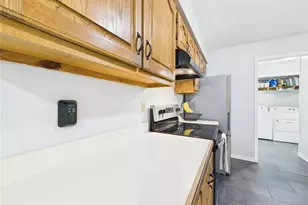6201 Pinecrest Dr, Poplar Bluff, MO 63901 - Photo 10