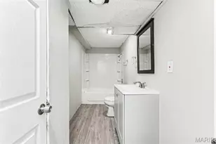 11433 Tobaggon Trl, Florissant, MO 63033 - Photo 14