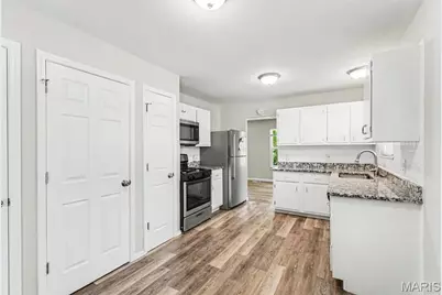 11433 Tobaggon Trail, Florissant, MO 63033 - Photo 6