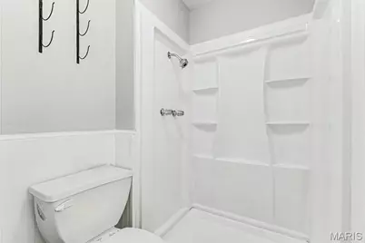 11433 Tobaggon Trail, Florissant, MO 63033 - Photo 10