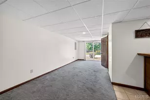 3297 Gwengreen Dr, Bridgeton, MO 63044 - Photo 38
