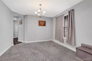 127 Central Park Ave, Wentzville, MO 63385 - Photo 12