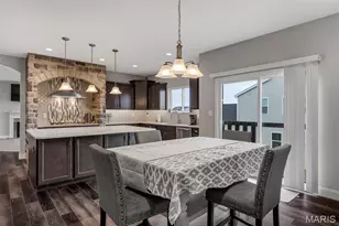 127 Central Park Ave, Wentzville, MO 63385 - Photo 10