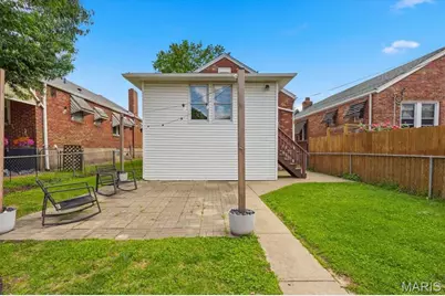 6329 Potomac Street, Saint Louis, MO 63139 - Photo 32