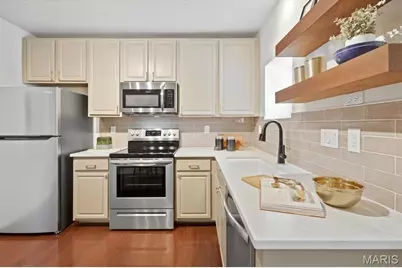6329 Potomac Street, Saint Louis, MO 63139 - Photo 12
