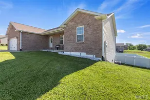 451 Cedar Meadows Dr, Jackson, MO 63755 - Photo 10