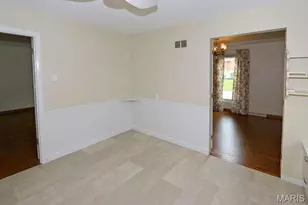 111 Green Acres Rd, Bellefontaine Neighbors, MO 63137 - Photo 10