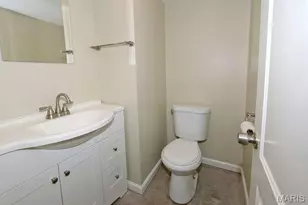 111 Green Acres Rd, Bellefontaine Neighbors, MO 63137 - Photo 26