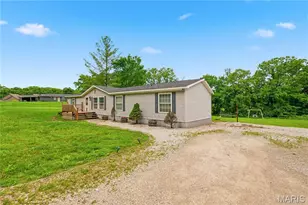 2083 Fowler Ln, Wentzville, MO 63385 - Photo 4