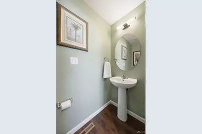 9461 Vandervoort Court, Crestwood, MO 63126 - Photo 16