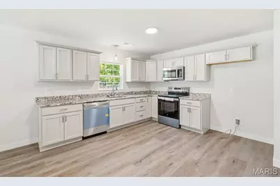 256 Walnut Street, Hawk Point, MO 63349 - Photo 12