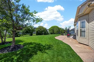 124 Central Park Ave, Wentzville, MO 63385 - Photo 6