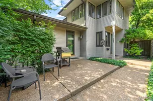 149 N Hanley Rd, University City, MO 63105 - Photo 1