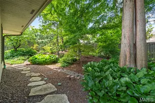 149 N Hanley Rd, University City, MO 63105 - Photo 8