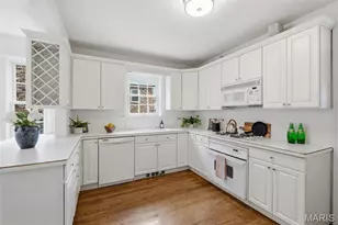 7529 Wellington Way, Clayton, MO 63105 - Photo 10