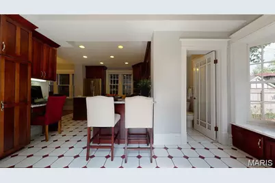 6637 Waterman Avenue, University City, MO 63130 - Photo 14