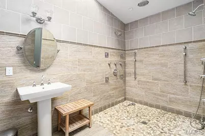 7369 Whitehaven Drive, Saint Louis, MO 63123 - Photo 26