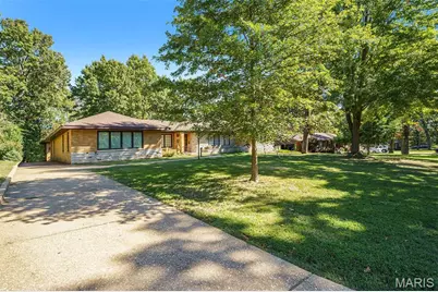 7369 Whitehaven Drive, Saint Louis, MO 63123 - Photo 4