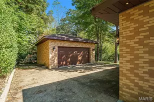 7369 Whitehaven Dr, Saint Louis, MO 63123 - Photo 36