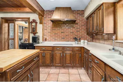 7369 Whitehaven Drive, Saint Louis, MO 63123 - Photo 20