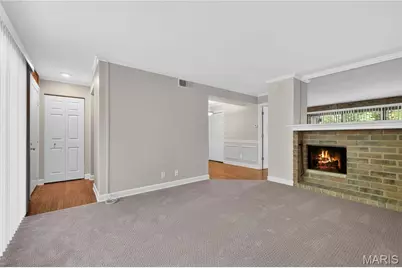 632 Coeur De Royale Drive #B, Creve Coeur, MO 63141 - Photo 4