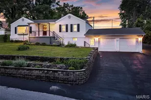 10640 Clarendon Ave, Saint Louis, MO 63114 - Photo 2